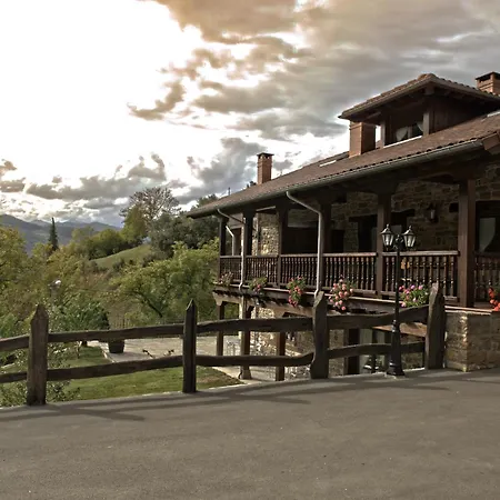 La Dobra De Liebana Appartement Cambarco