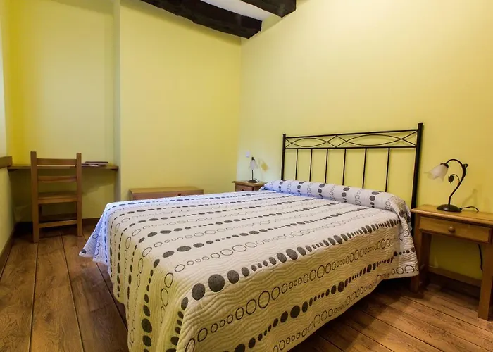 La Dobra De Liebana Appartement Cambarco